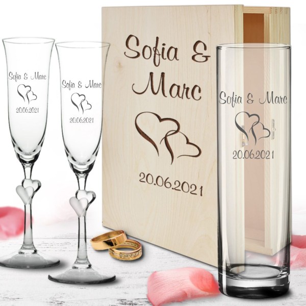personalisierte Holzbox zur Hochzeit mit Sektgläsern Herzen und Vase - Motiv Herzen