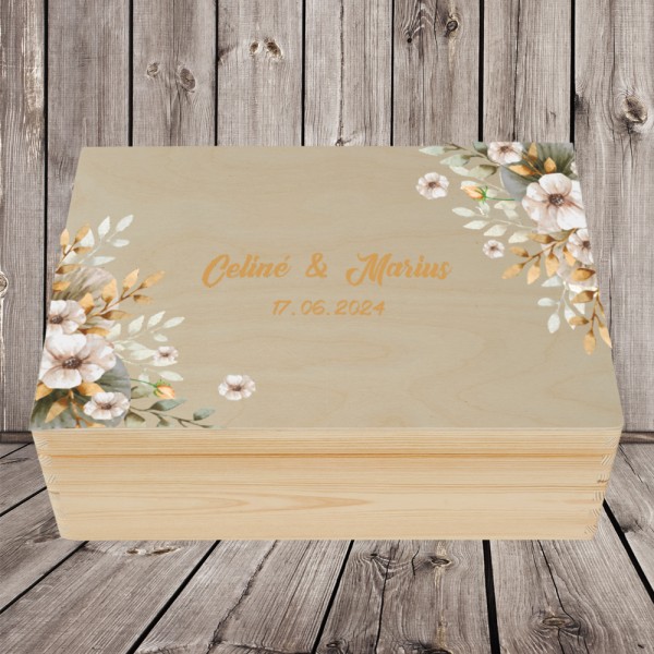 personalisierte Erinnerungsbox zur Hochzeit mit Namen Datum und Blumenmotiv bedruckt