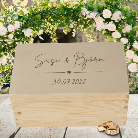 Erinnerungsbox mit deinen Wunschnamen und Hochzeitsdatum - Herzlinie