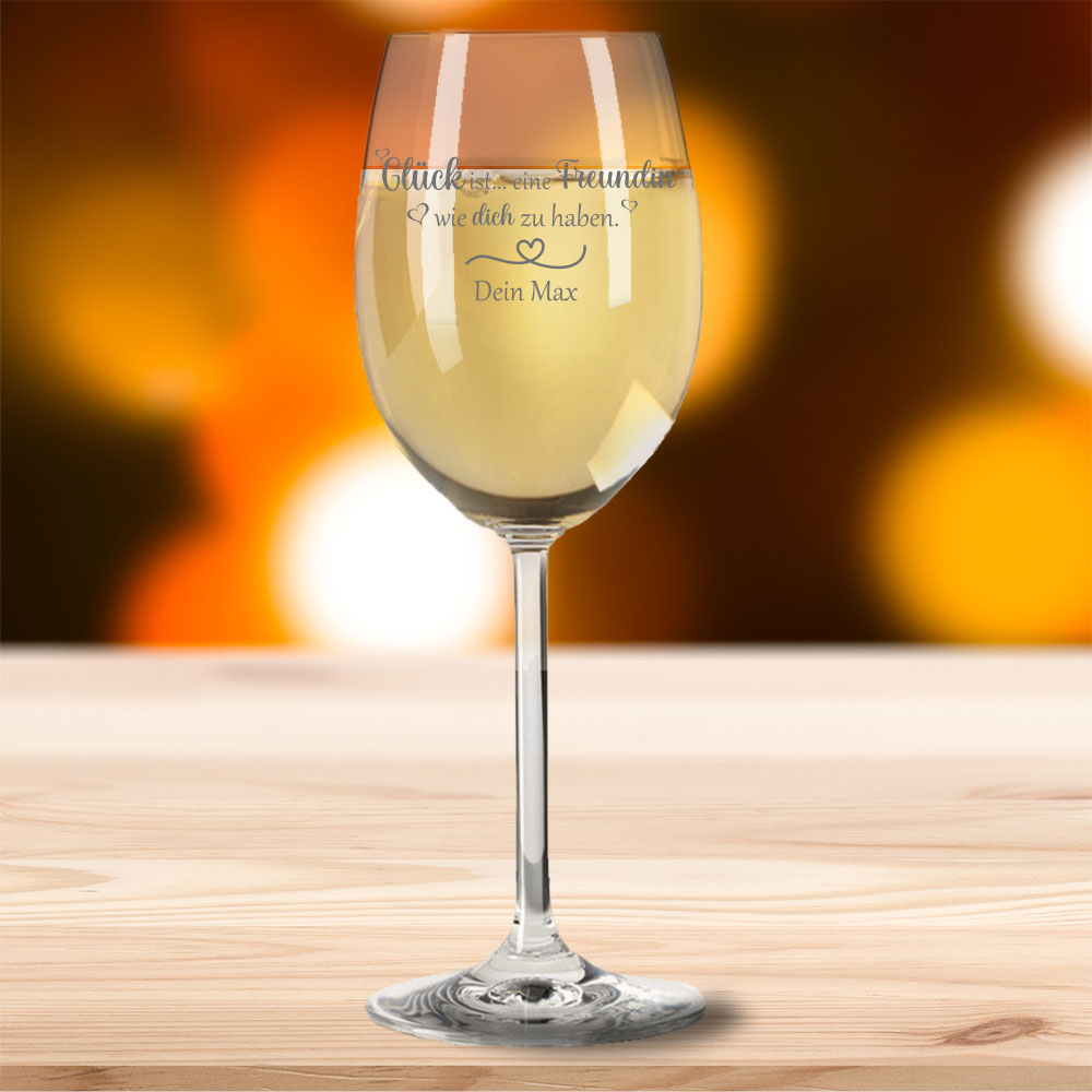 Weißweinglas von Leonardo Glück ist eine Freundin  - Onlineshop Trendgravur